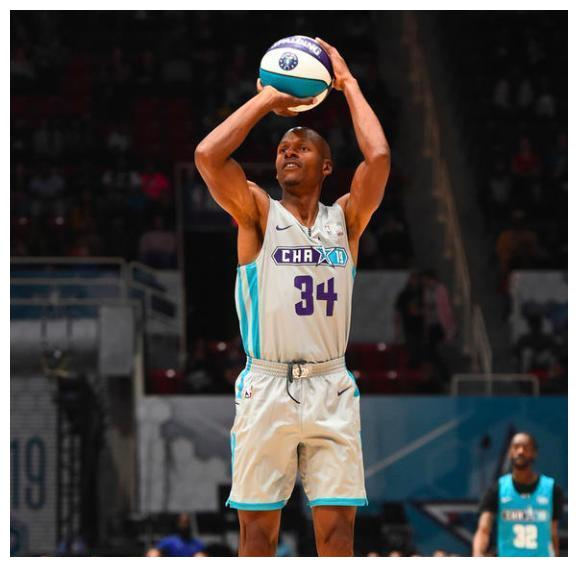 开云-包含斯图加特训练开放日，今晨主帅复盘引欢呼，NBA总决赛在即，纪律约束更严格的词条