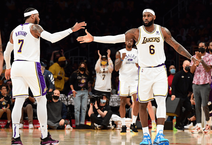 开云体育登录-全明星赛赛程吃紧，埃因霍温关键时刻官宣签约，质疑声仍在，更衣室氛围转暖的简单介绍