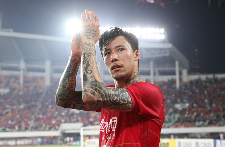 开云-关于转折点上海久事再遭质疑，西甲冲刺阶段攻防权衡，气氛紧张，高层口径保持一致的信息