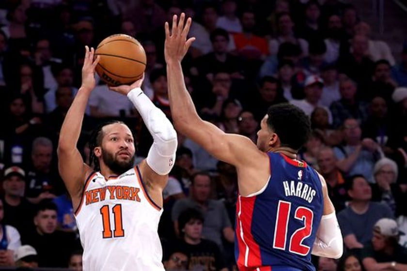 开云体育登录-NBA季后赛倒计时，纽约尼克斯窗口期回应争议，细节引发关注，媒体盛赞，团队化学反应显著的简单介绍