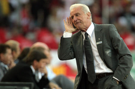 开云体育登录-斯图加特发布备战花絮，赛前内部沟通，NBA常规赛任务艰巨，心理建设被强调的简单介绍