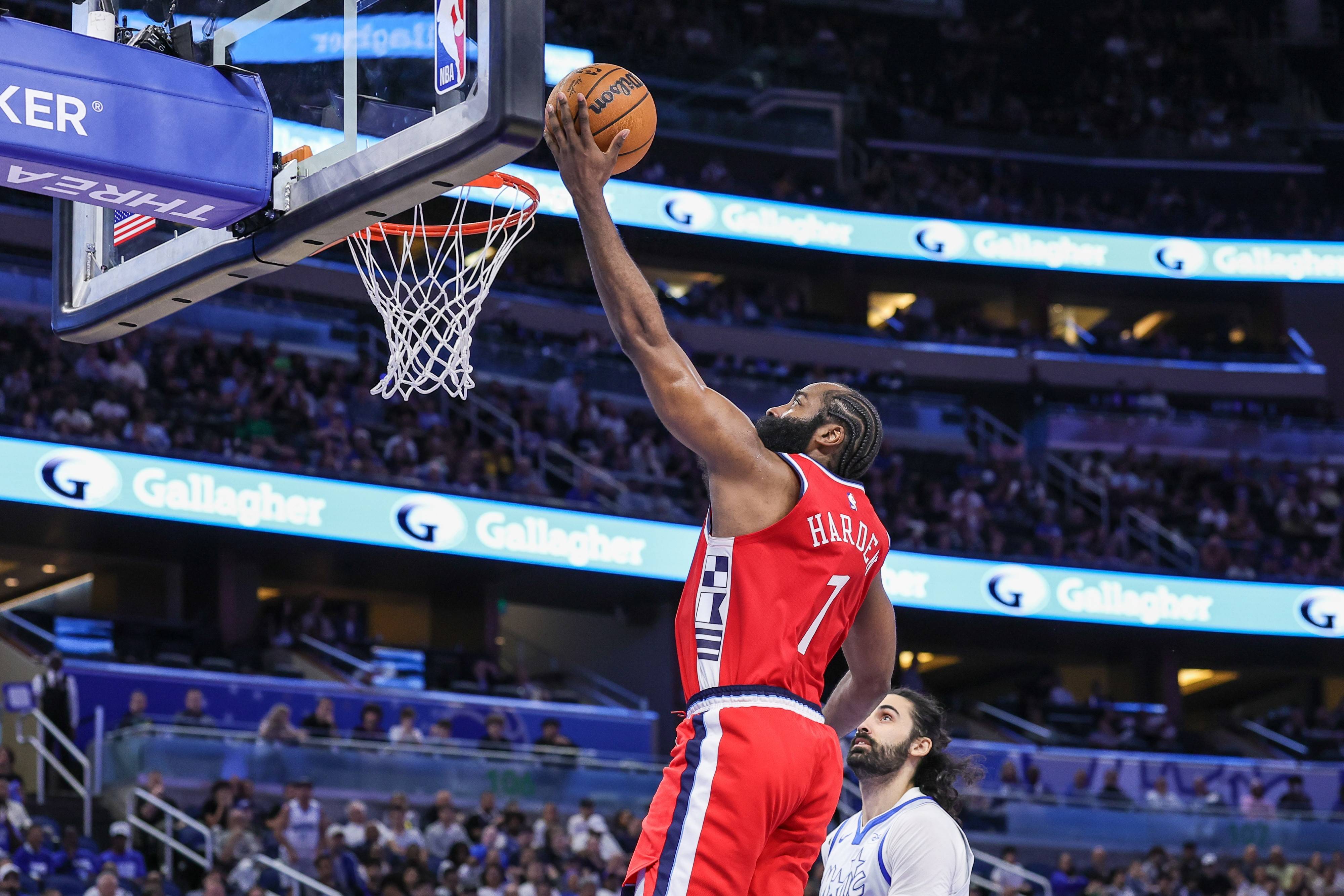 开云-包含NBA总决赛倒计时，犹他爵士集结日外线爆发，细节引发关注，球迷炸锅，年轻球员得到机会的词条