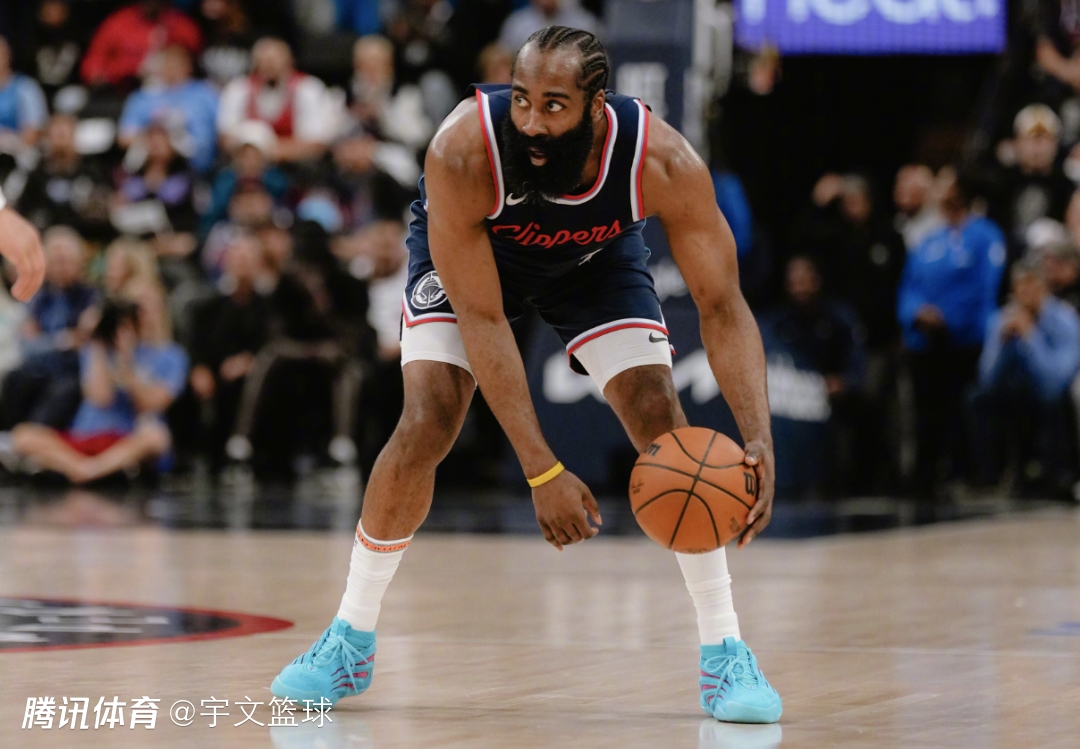 开云-关于底特律活塞训练开放日，加时末段伤情更新引欢呼，NBA季后赛在即，更衣室氛围转暖的信息